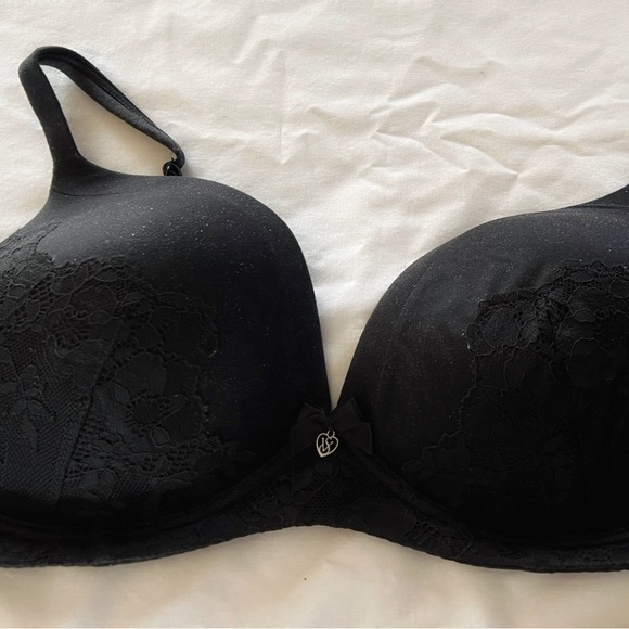 Victoria's Secret Other - Victoria Secret Body by Victoria Lace Black Bra